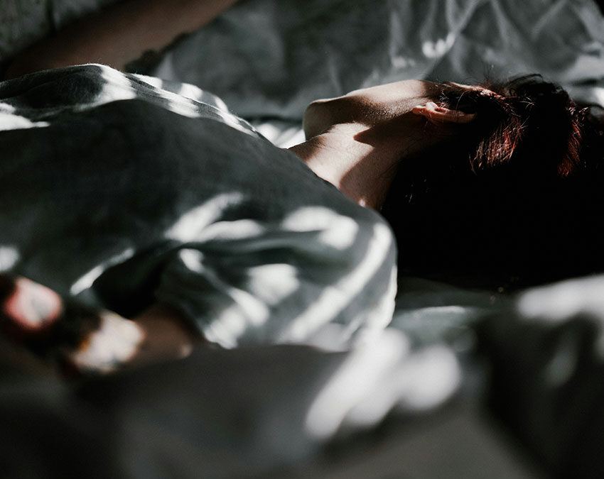 Sömnens betydelse för dina matvanor – vad forskningen säger